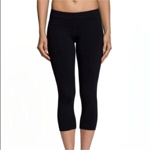 Nancy Rose Performance Rocker Crop Leggings NEW